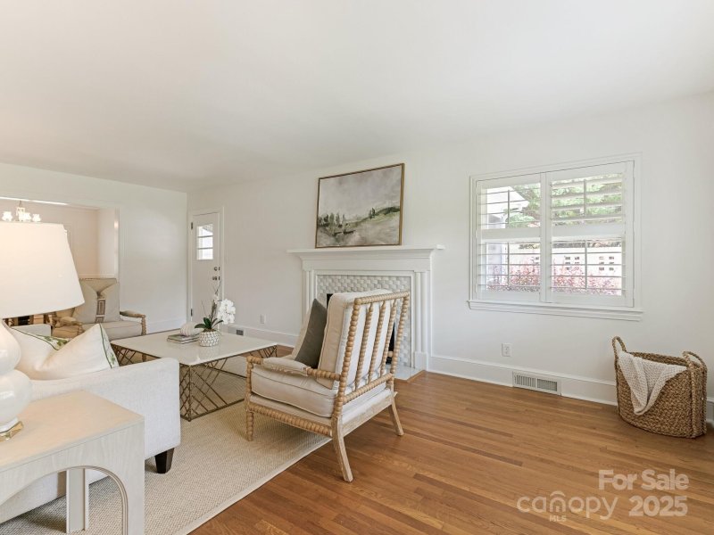 Property image 5 at 115 Heathwood Road, Charlotte, NC 28211