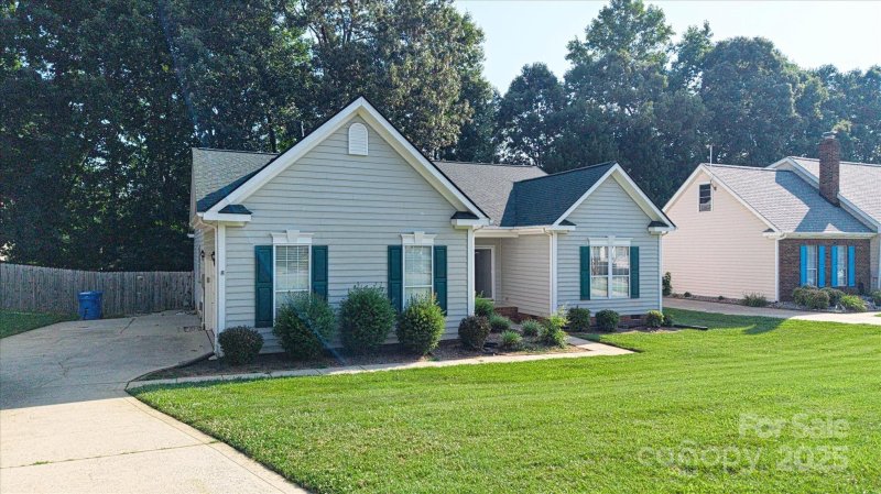 Property image 5 of 240 Rose Street in Reed Creek, Mooresville, NC 28117