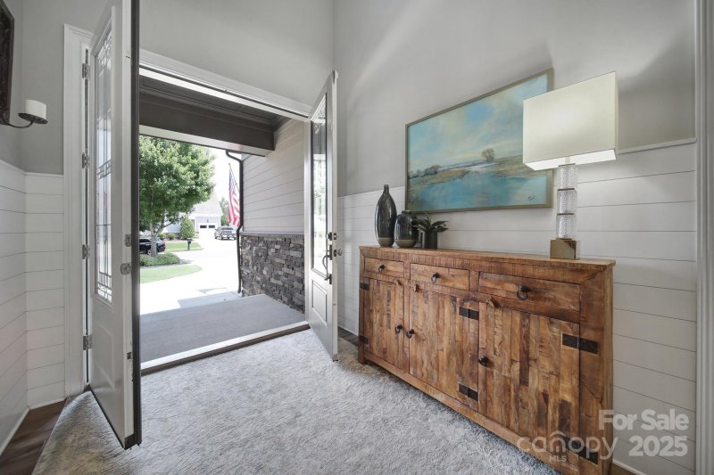 Property image 5 at 325 Newington Court, Fort Mill, SC 29715