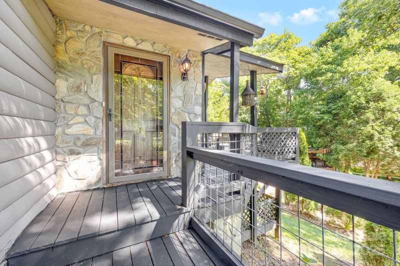 Property image 3 of 19 Timbers Edge Lane in Mountain Shadows, Fairview, NC 28730