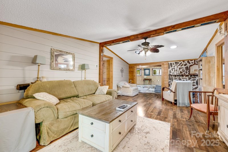 Property image 5 of 19 Timbers Edge Lane in Mountain Shadows, Fairview, NC 28730