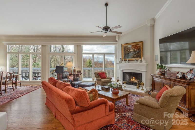 Property image 5 of 135 Poplar Loop in Kenmure, Flat Rock, NC 28731