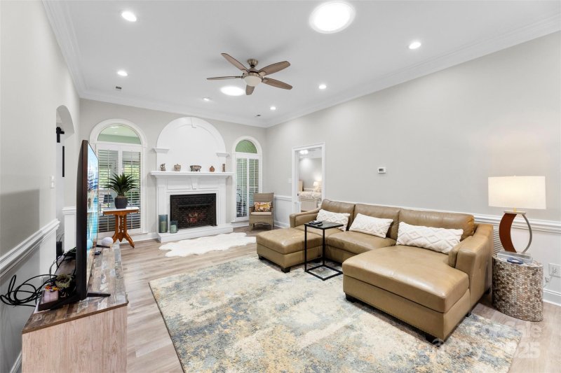 Property image 4 of 512 Scarboro Lane in Hampshire, Rock Hill, SC 29732