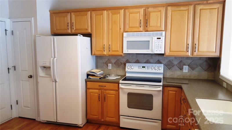 Property image 4 at 9043 Mcalwaine Preserve Avenue, Charlotte, NC 28277