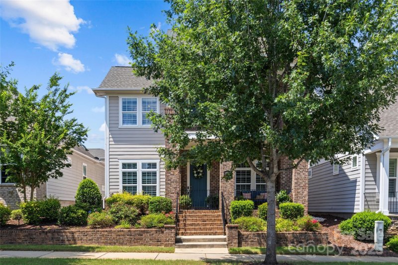 Property image 2 at 4928 Providence Country Club Drive, Charlotte, NC 28277