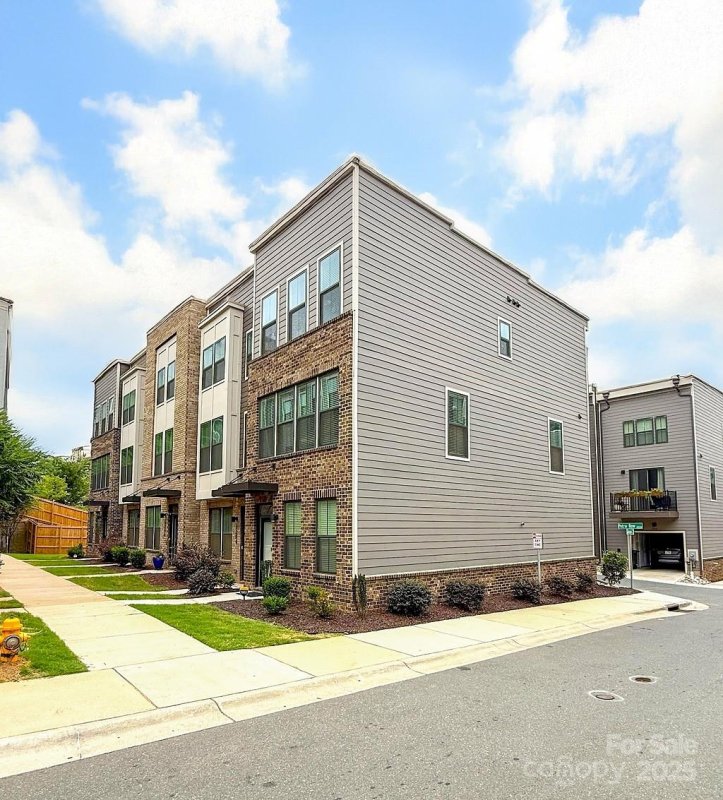 Property image 2 at 1202 Gleason Way, Charlotte, NC 28217