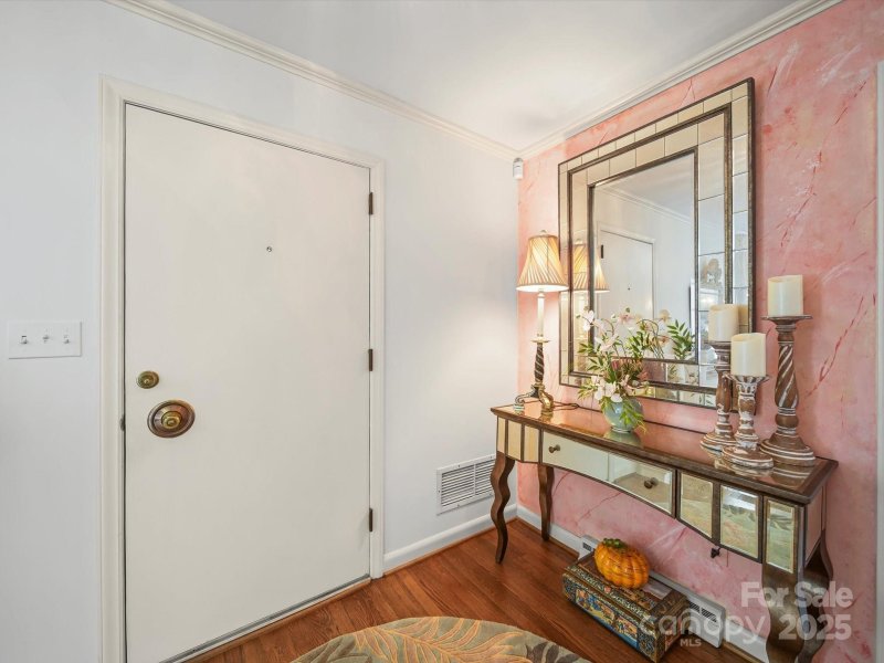 Property image 2 of 3008 Imperial Drive in Gardner Park, Gastonia, NC 28054