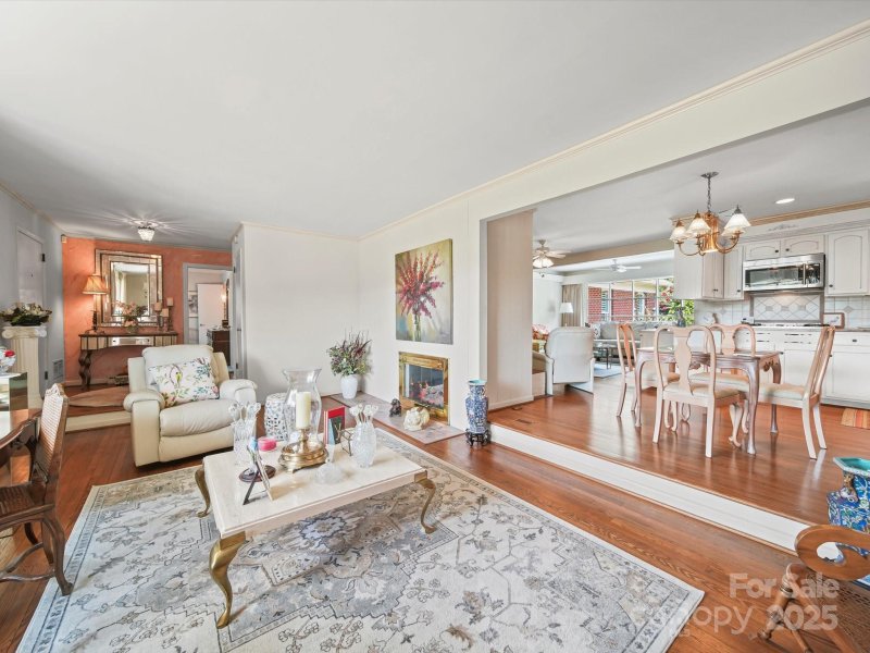 Property image 5 of 3008 Imperial Drive in Gardner Park, Gastonia, NC 28054