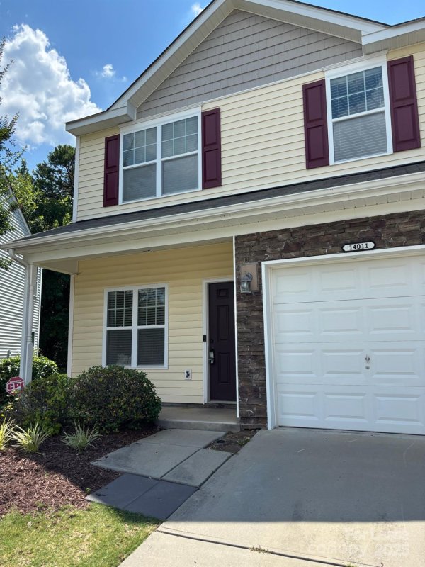 Property image 2 at 14011 Singleleaf Lane, Charlotte, NC 28278