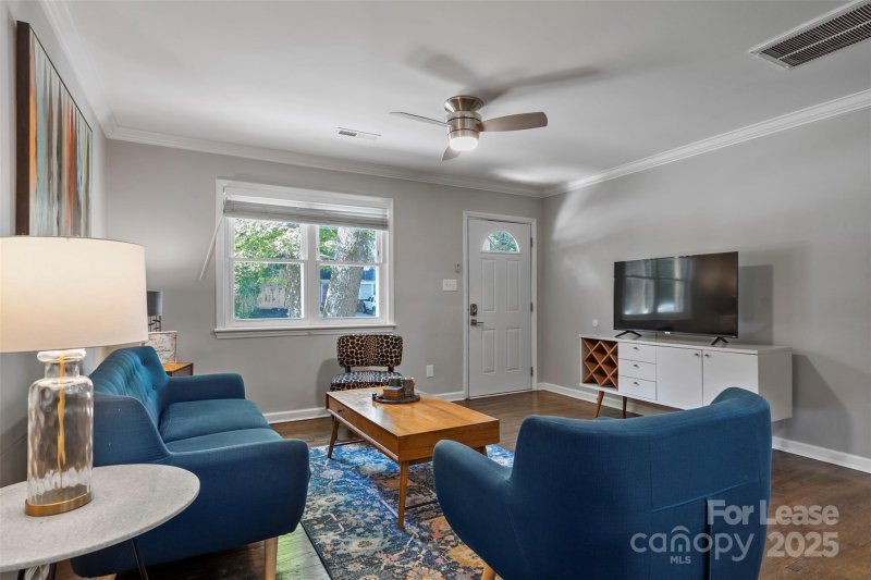 Property image 2 of 2521 Dora Drive in Shamrock Hills, Charlotte, NC 28215