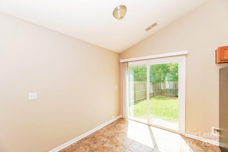 Property image 5 at 8238 Wallace Glen Drive, Charlotte, NC 28212