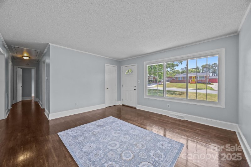 Property image 4 of 3422 Dublin Road in Westerly Hills, Charlotte, NC 28208