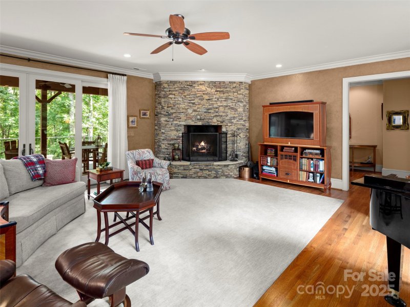 Property image 4 of 672 Walnut Valley Parkway in The Cliffs At Walnut Cove, Arden, NC 28704