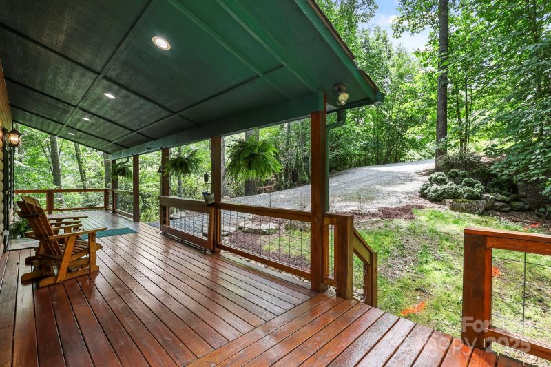 Property image 3 of 228 Woodby Ridge Road in Willow Creek, Vilas, NC 28692
