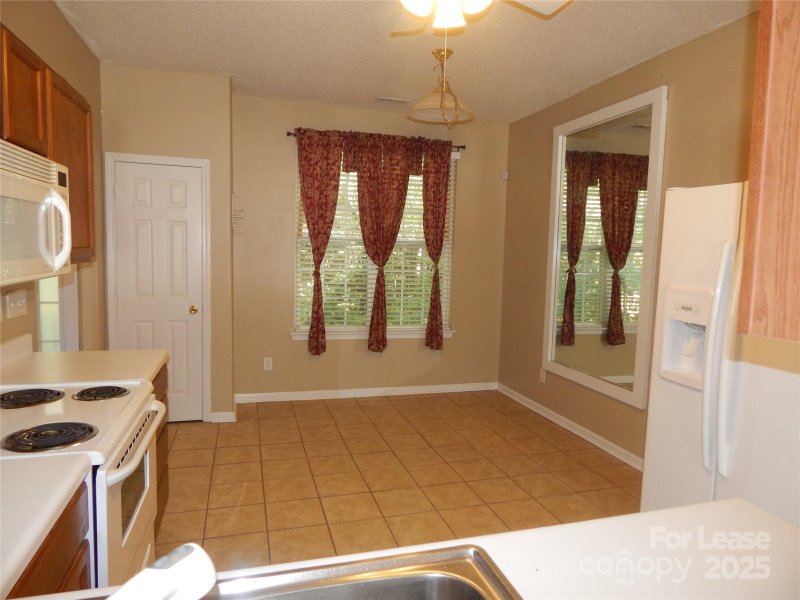 Property image 2 at 307 Alabarda Lane, Charlotte, NC 28273
