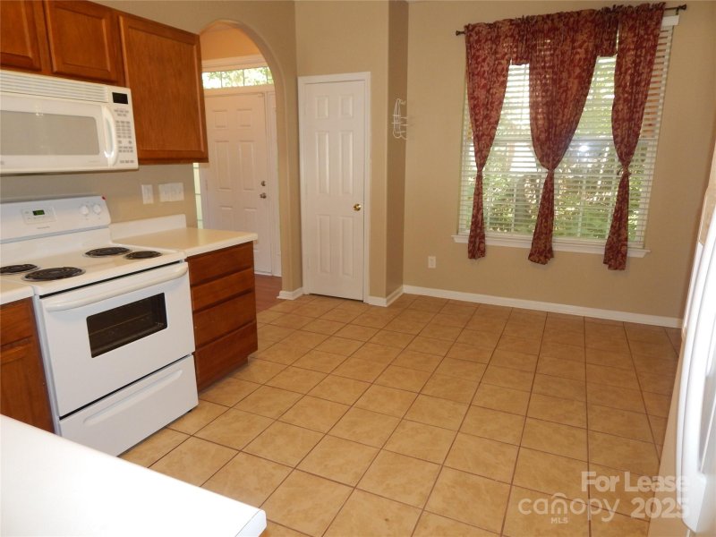 Property image 3 at 307 Alabarda Lane, Charlotte, NC 28273