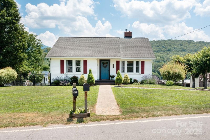 Property image 4 at 358 Onteora Boulevard, Asheville, NC 28803