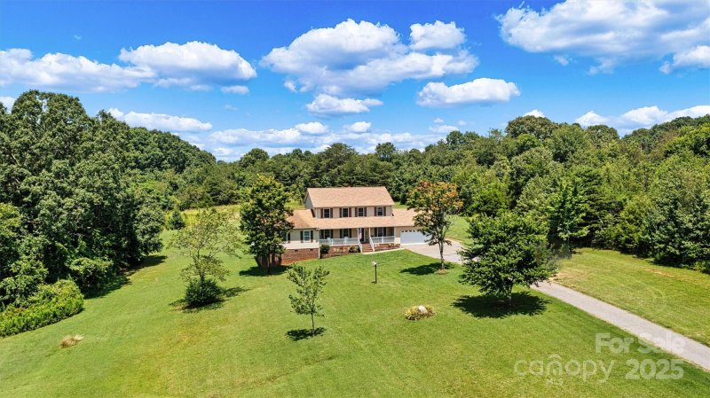 Property image 2 at 1310 Maple Lee Court, Crouse, NC 28033