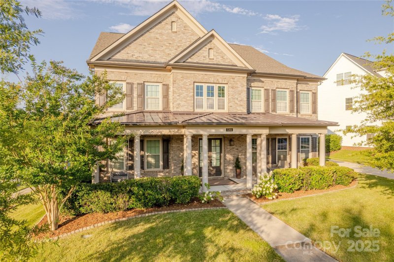Property image 2 of 5266 Meadowcroft Way in Habersham, Fort Mill, SC 29708
