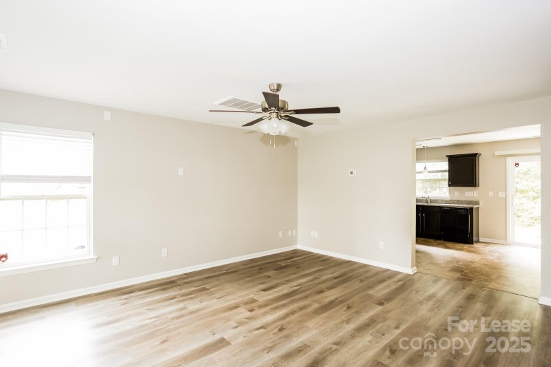 Property image 5 at 5708 Shining Oak Lane, Charlotte, NC 28269