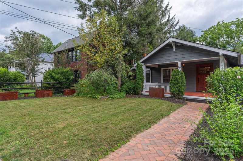 Property image 2 at 59 Linden Avenue, Asheville, NC 28801