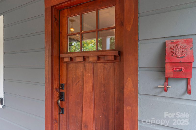 Property image 5 at 59 Linden Avenue, Asheville, NC 28801