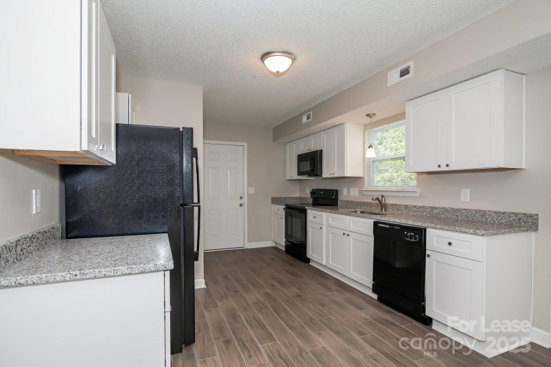 Property image 5 at 10506 Wilson Glen Drive, Charlotte, NC 28214