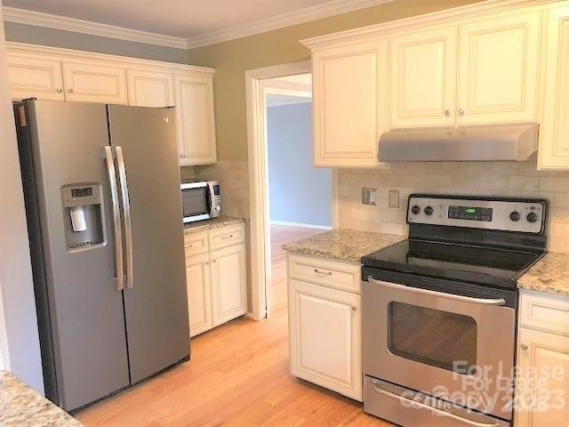 Property image 3 at 10755 Colony Woods Drive, Charlotte, NC 28277