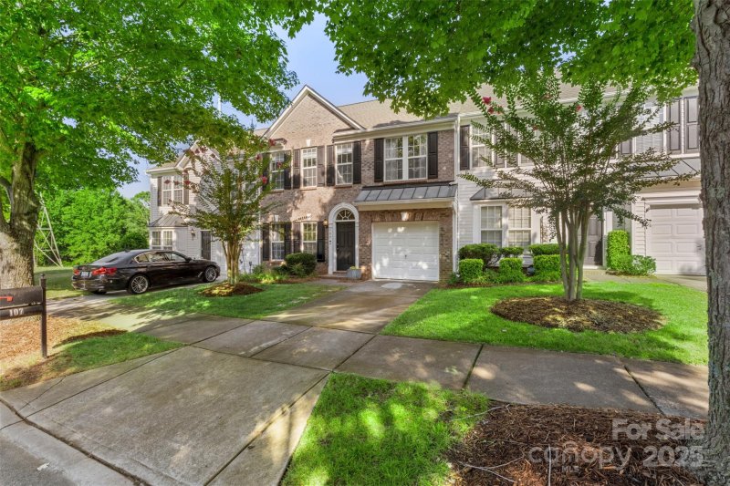 Property image 2 at 107 Beverly Chase Lane, Mooresville, NC 28117