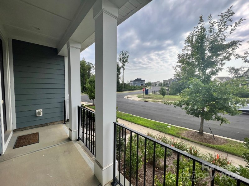 Property image 4 at 15531 Laverack Lane, Davidson, NC 28036