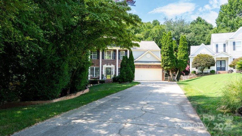 Property image 3 at 8412 Bridgestone Drive, Huntersville, NC 28078