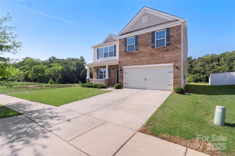 Property image 4 at 7025 Pennyroyal Way, Charlotte, NC 28216