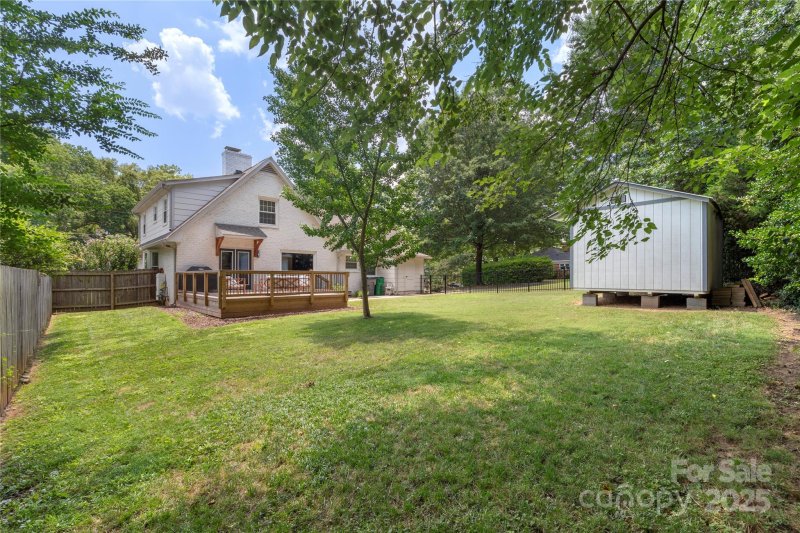 Property image 4 of 4201 Tyndale Avenue in Beverly Woods, Charlotte, NC 28210