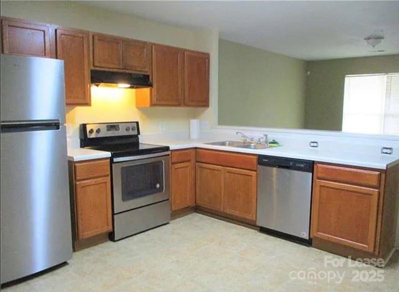 Property image 2 at 7147 Henderson Valley Lane, Charlotte, NC 28269