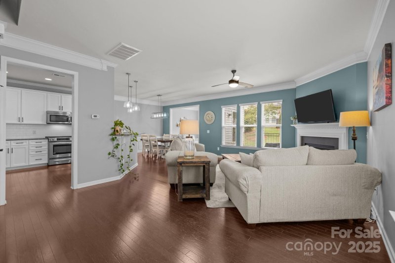 Property image 4 at 5820 Glassport Lane, Charlotte, NC 28210