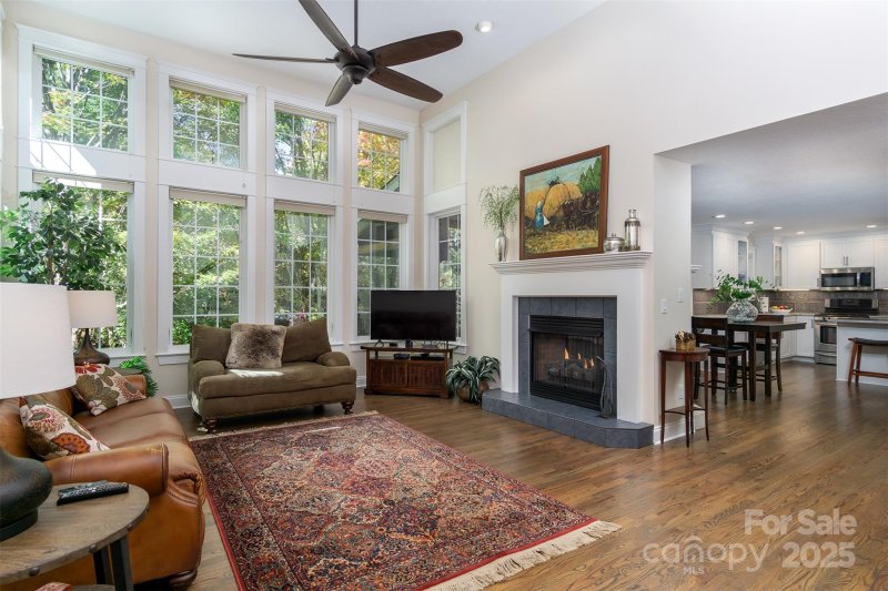 112 Twin Courts Drive