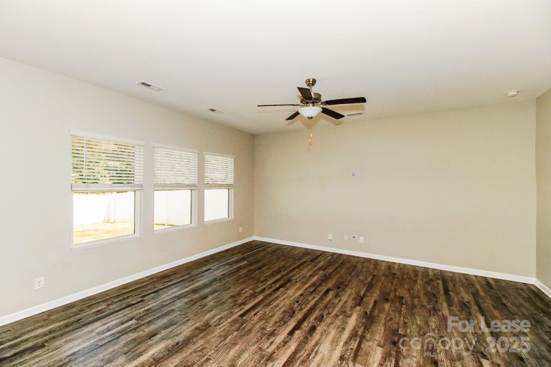 Property image 5 at 12106 Old Dulin Farms Way, Charlotte, NC 28215