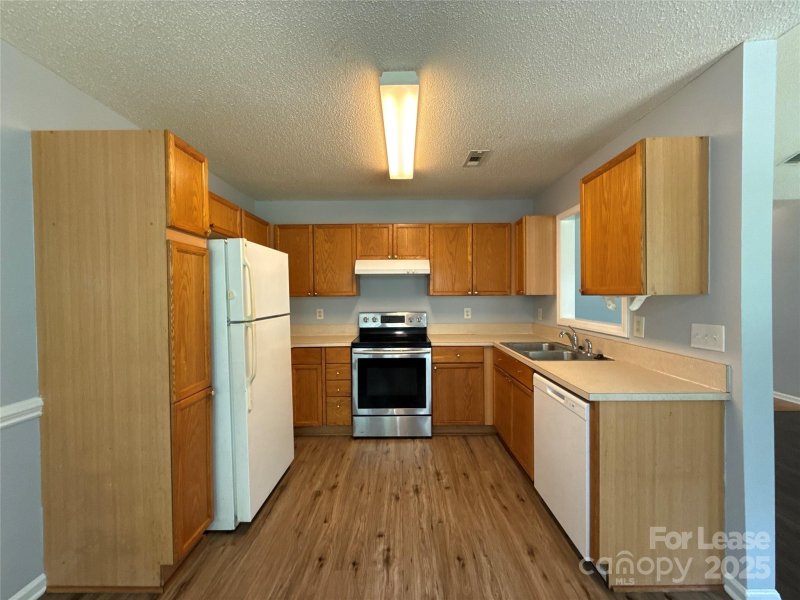 Property image 5 at 3025 Longspur Drive, Matthews, NC 28105