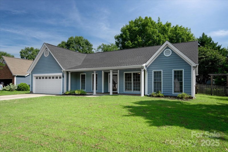 Property image 2 of 13617 Merton Woods Lane in Yorkshire, Charlotte, NC 28273