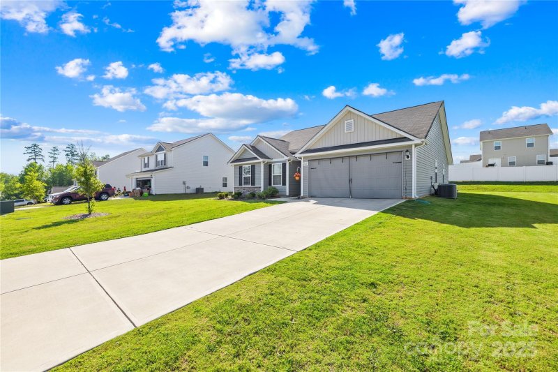 Property image 2 of 226 Caley Street in Beason Creek, Kings Mountain, NC 28086