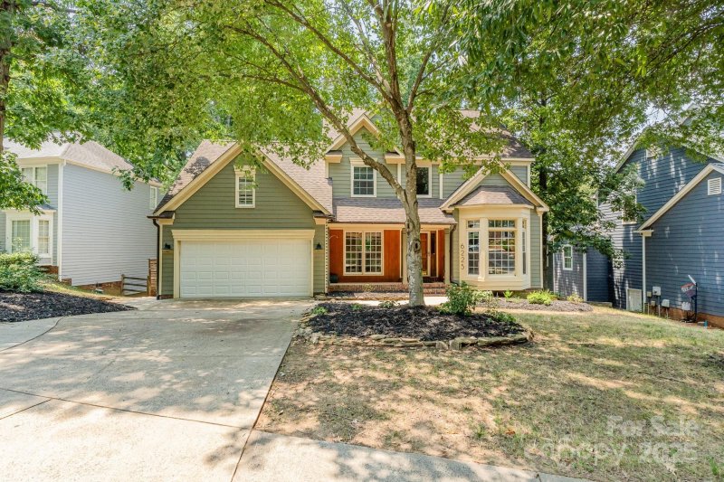 Property image 2 at 6225 Ash Cove Lane, Charlotte, NC 28269