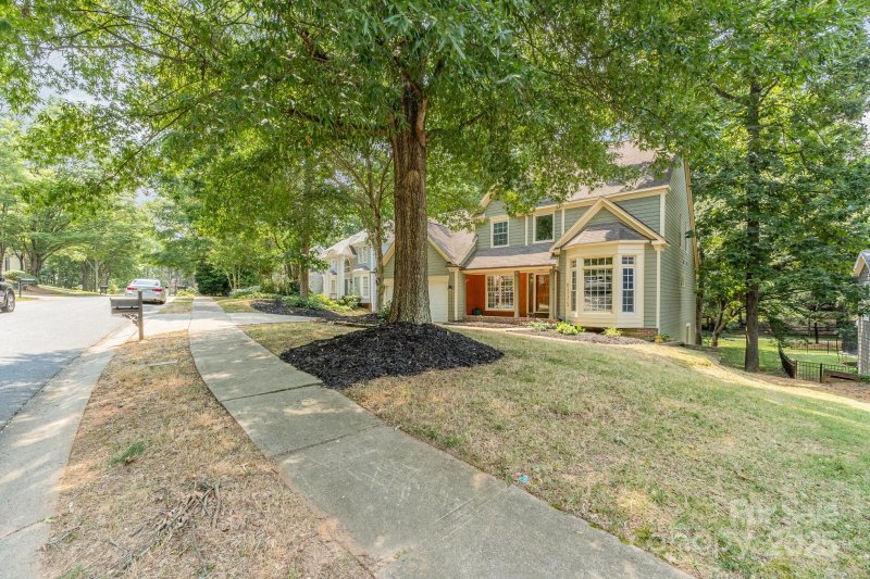 Property image 4 at 6225 Ash Cove Lane, Charlotte, NC 28269