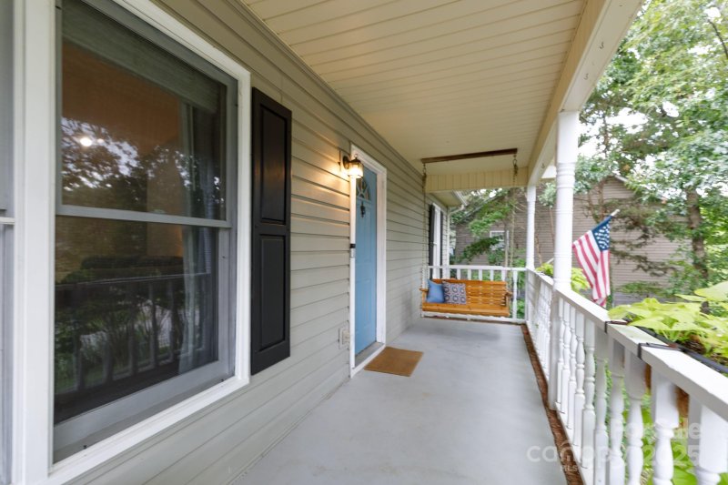 Property image 3 of 1631 Amanda Lane in Taylor Oaks, Rock Hill, SC 29730