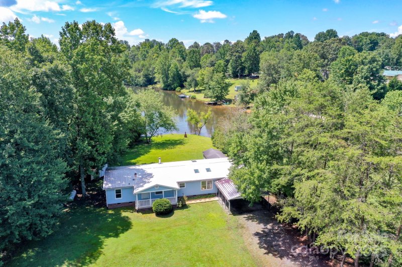 Lakebrooks, Rutherfordton Community