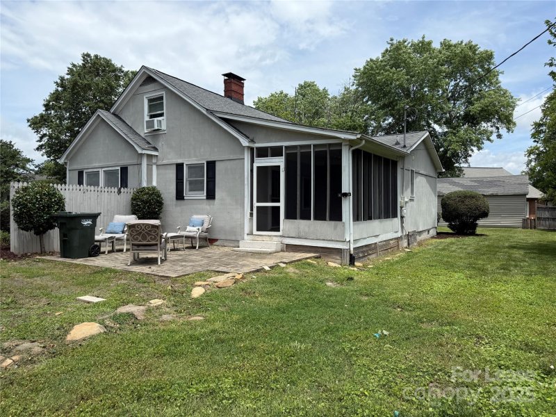 Property image 3 at 1117 13th Avenue, Hickory, NC 28601