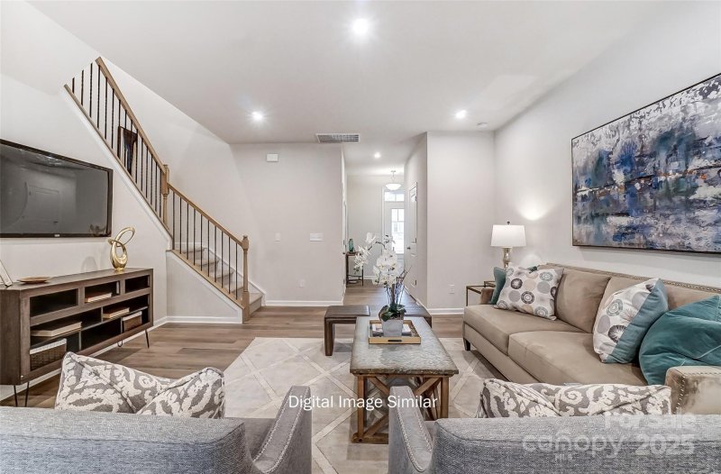 Property image 3 of 7209 Hodges Meadow Lane in Bailey Run, Charlotte, NC 28213