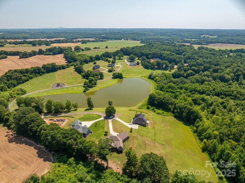 Property image 5 at 2082 Upper Meadow Road, Lincolnton, NC 28092