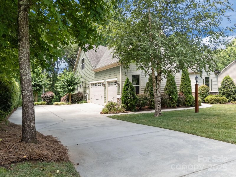 Property image 5 at 113 Chaska Loop, Troutman, NC 28166