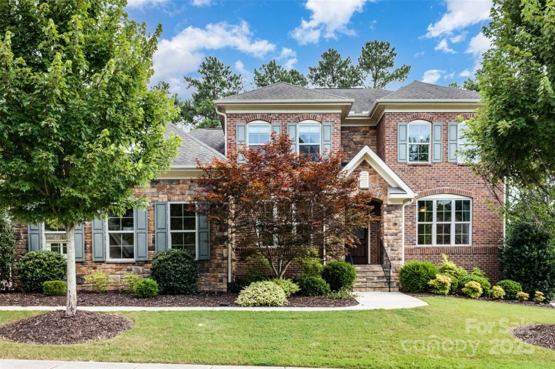 Property image 2 at 17921 Pawleys Plantation Lane, Charlotte, NC 28278