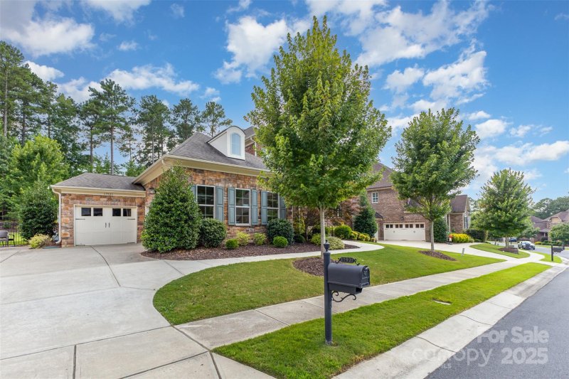 Property image 4 at 17921 Pawleys Plantation Lane, Charlotte, NC 28278